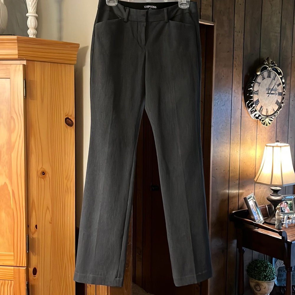 Express Editor dress pants. Size 4 long